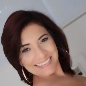 Meet your Posher, Ana